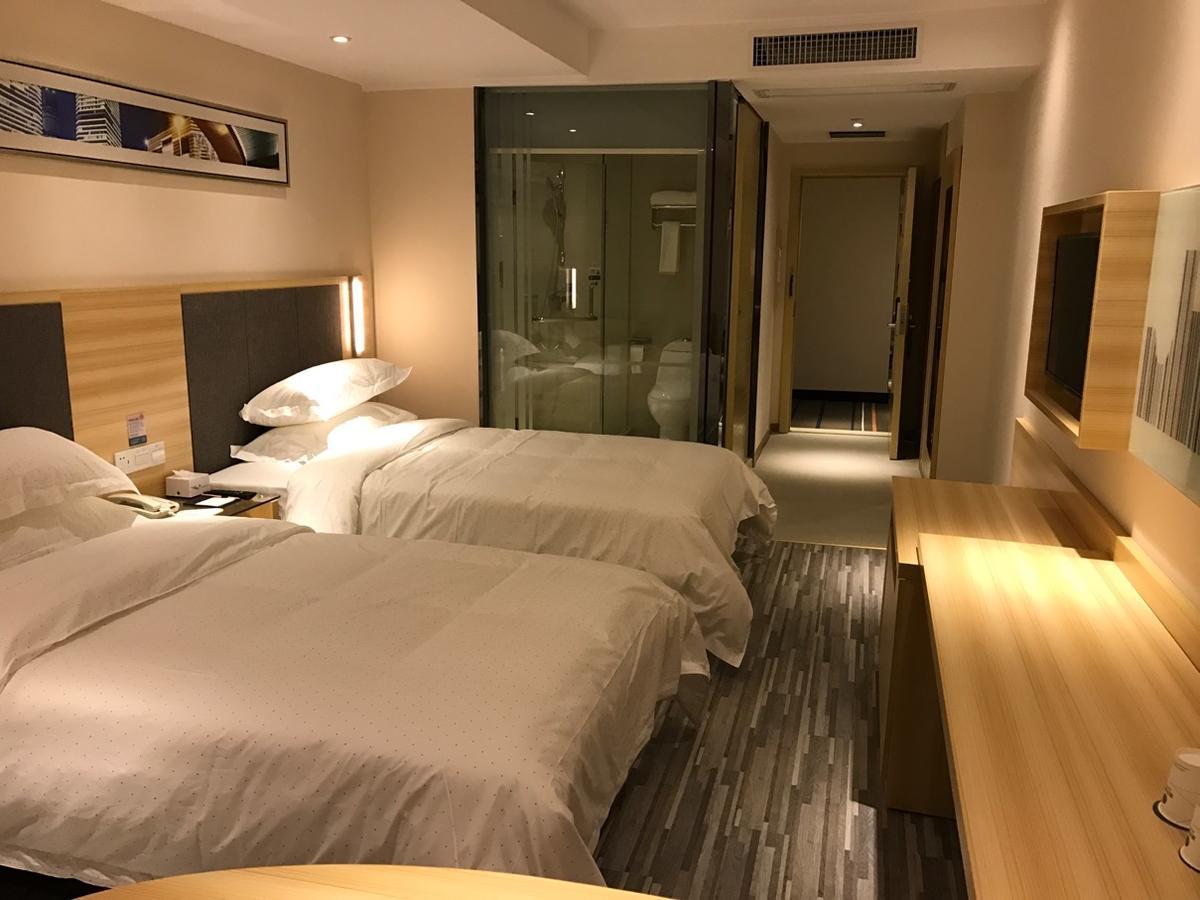 See U Select Hotel Wuhan Buitenkant foto