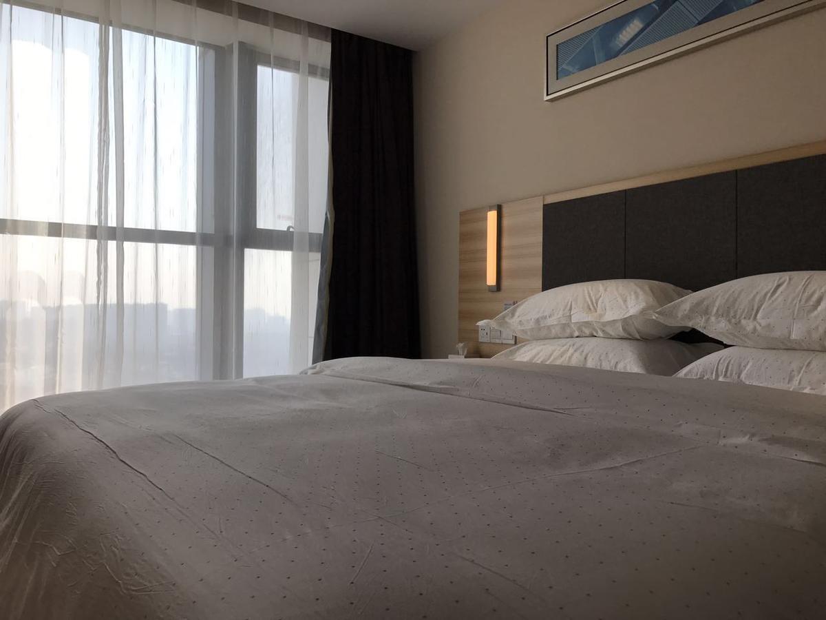 See U Select Hotel Wuhan Buitenkant foto