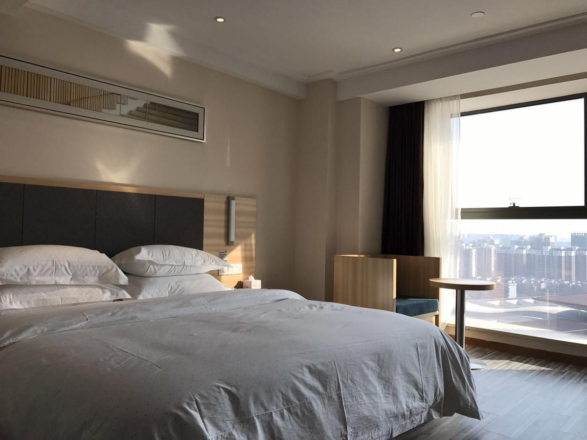 See U Select Hotel Wuhan Buitenkant foto